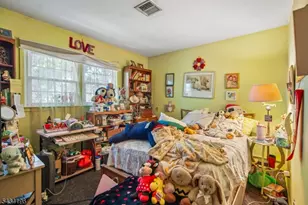 22 Marlton Dr, Wayne, NJ 07470 - Photo 12