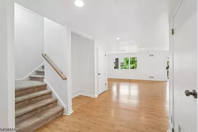 304 Heights Dr, Haledon, NJ 07508 - Photo 2