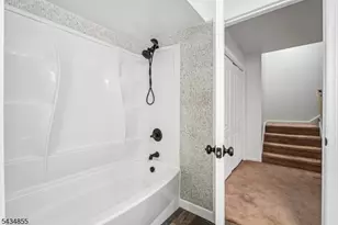 304 Heights Dr, Haledon, NJ 07508 - Photo 18
