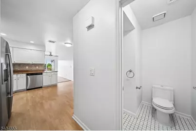 304 Heights Dr, Haledon, NJ 07508 - Photo 10