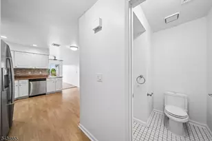 304 Heights Dr, Haledon, NJ 07508 - Photo 10