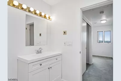 304 Heights Dr, Haledon, NJ 07508 - Photo 26