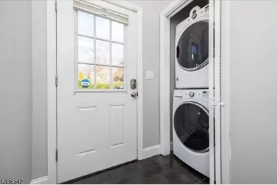 132 N Fullerton Ave, Montclair, NJ 07042 - Photo 8