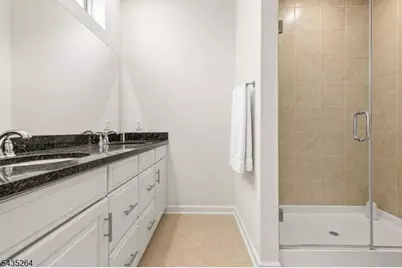 18 Cortland Ct, Livingston Twp., NJ 07039 - Photo 20