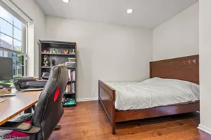 18 Cortland Ct, Livingston Twp., NJ 07039 - Photo 4