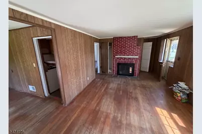 2229 Paff Pl, Scotch Plains Township, NJ 07076 - Photo 4