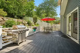 11 Lake Trail E, Wayne, NJ 07470 - Photo 32