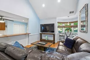 11 Lake Trail E, Wayne, NJ 07470 - Photo 22