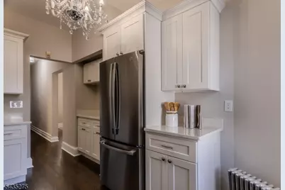 221 N Park St, East Orange, NJ 07017 - Photo 18