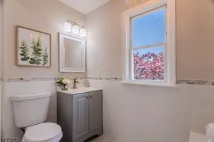 221 N Park St, East Orange, NJ 07017 - Photo 20