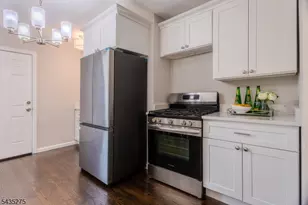 221 N Park St, East Orange, NJ 07017 - Photo 32