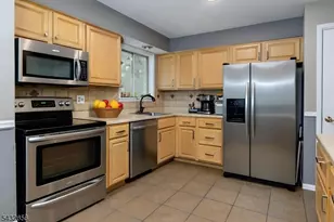 67 Cedar Tree Dr, Vernon, NJ 07422 - Photo 8