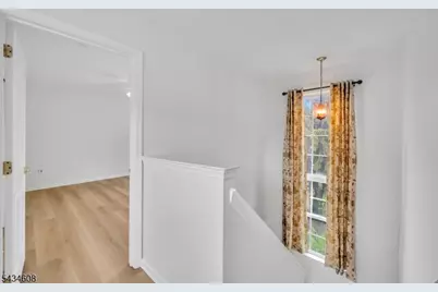 63 Albert Ct, Parsippany, NJ 07054 - Photo 14