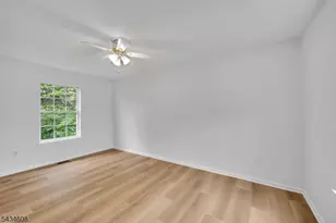 63 Albert Ct, Parsippany, NJ 07054 - Photo 18