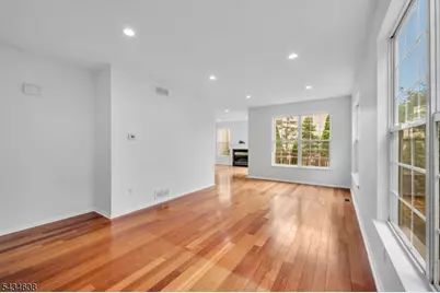 63 Albert Ct, Parsippany, NJ 07054 - Photo 6
