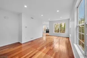 63 Albert Ct, Parsippany, NJ 07054 - Photo 6