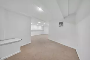 63 Albert Ct, Parsippany, NJ 07054 - Photo 30