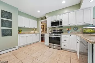 4 Amherst Dr, Washington Township, NJ 07853 - Photo 14