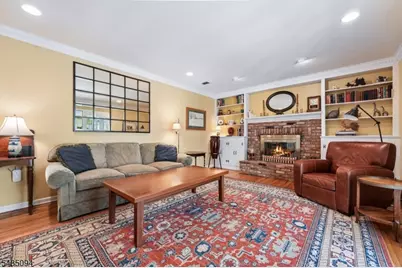 4 Amherst Dr, Washington Township, NJ 07853 - Photo 10