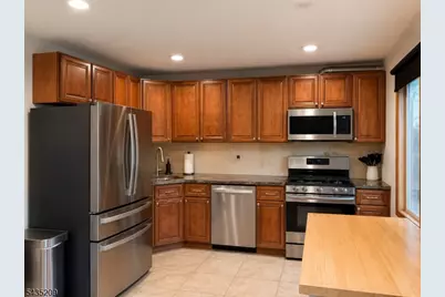 444 Brookside Ln, Hillsborough Township, NJ 08844 - Photo 6