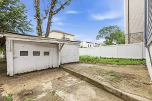 599 S 18th St, Newark, NJ 07103 - Photo 26