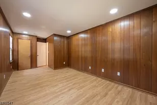 20 Whitewood Dr, Parsippany, NJ 07950 - Photo 26