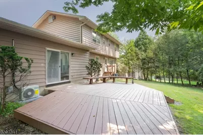 20 Whitewood Dr, Parsippany, NJ 07950 - Photo 32