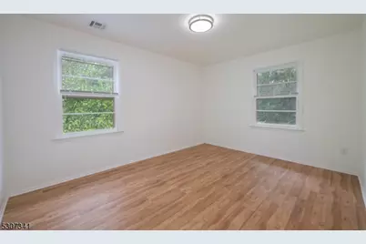 20 Whitewood Dr, Parsippany, NJ 07950 - Photo 22