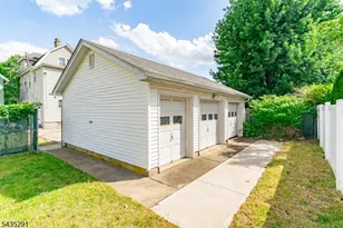 471 Burnside St, Orange, NJ 07050 - Photo 36