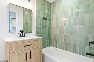 471 Burnside St, Orange, NJ 07050 - Photo 18