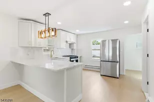 471 Burnside St, Orange, NJ 07050 - Photo 2