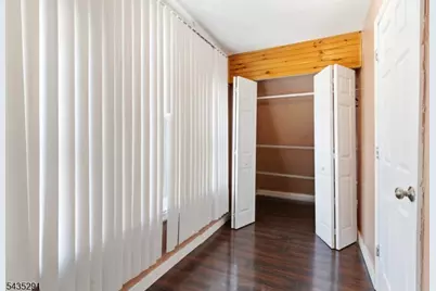 471 Burnside St, Orange, NJ 07050 - Photo 32
