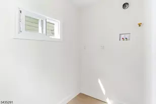 471 Burnside St, Orange, NJ 07050 - Photo 10