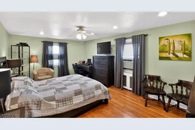 128 White Oak Ter, Belleville, NJ 07109 - Photo 16