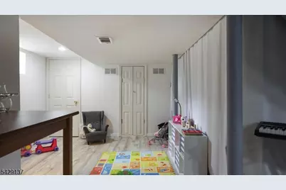211 Cranford Ave, Cranford Township, NJ 07016 - Photo 30