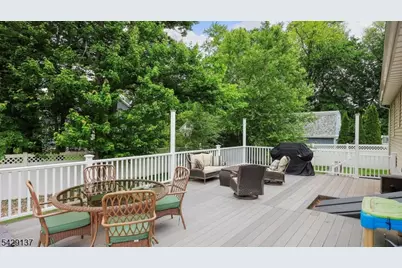 211 Cranford Ave, Cranford Township, NJ 07016 - Photo 32