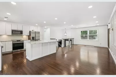 34 Oklahoma Trl, Hopatcong, NJ 07843 - Photo 2