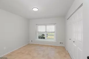 152 Picadilly Pl, Franklin Township, NJ 08873 - Photo 14
