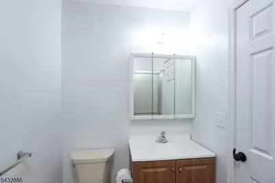 152 Picadilly Pl, Franklin Township, NJ 08873 - Photo 12