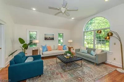 39 Essex Ave, Montclair, NJ 07042 - Photo 24