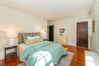 39 Essex Ave, Montclair, NJ 07042 - Photo 32