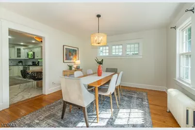 39 Essex Ave, Montclair, NJ 07042 - Photo 10