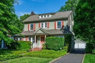 39 Essex Ave, Montclair, NJ 07042 - Photo 1