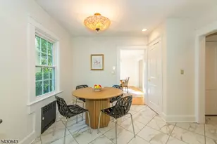 39 Essex Ave, Montclair, NJ 07042 - Photo 18