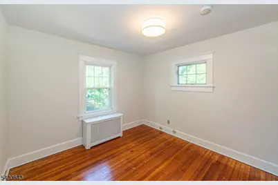 39 Essex Ave, Montclair, NJ 07042 - Photo 36