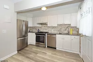 43B Parkway Village, Cranford Township, NJ 07016 - Photo 14