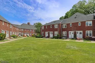 43B Parkway Village, Cranford Township, NJ 07016 - Photo 2