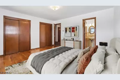 355 Chestnut Ave, South Hackensack Township, NJ 07606 - Photo 6