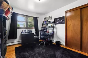 355 Chestnut Ave, South Hackensack Township, NJ 07606 - Photo 16