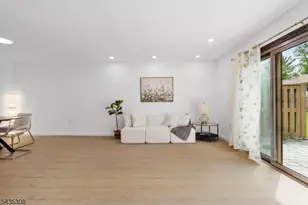 309 English Pl, Bernards Township, NJ 07920 - Photo 12